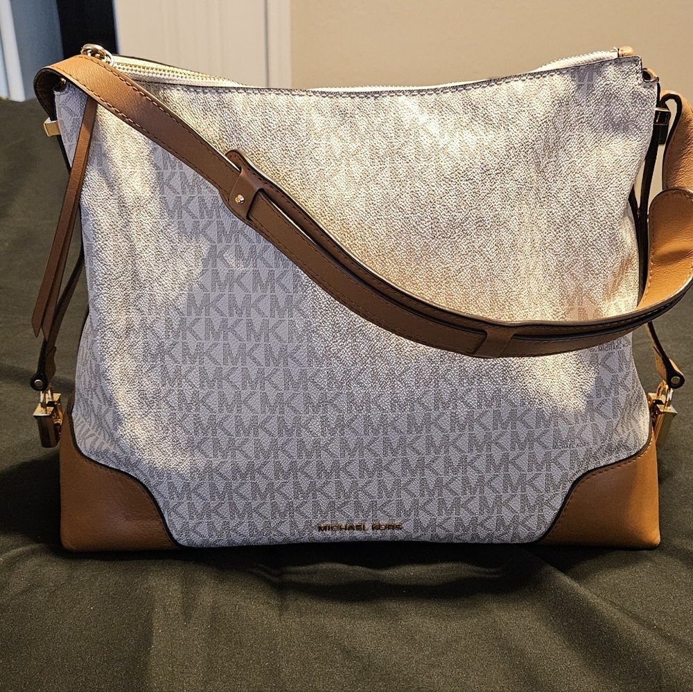 Michael Kors Large Shoulder Bag